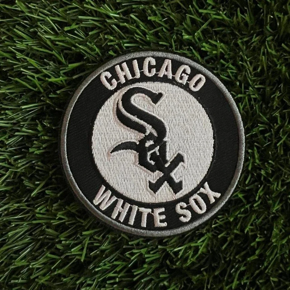 Chicago White Sox black and white embroidered patch